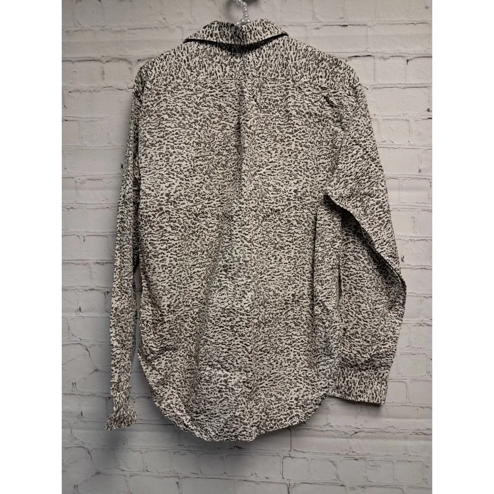 BR Label Animal Print Button Down Dress Shirt. Mens Size Small